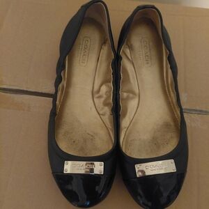 Coach flats size 6